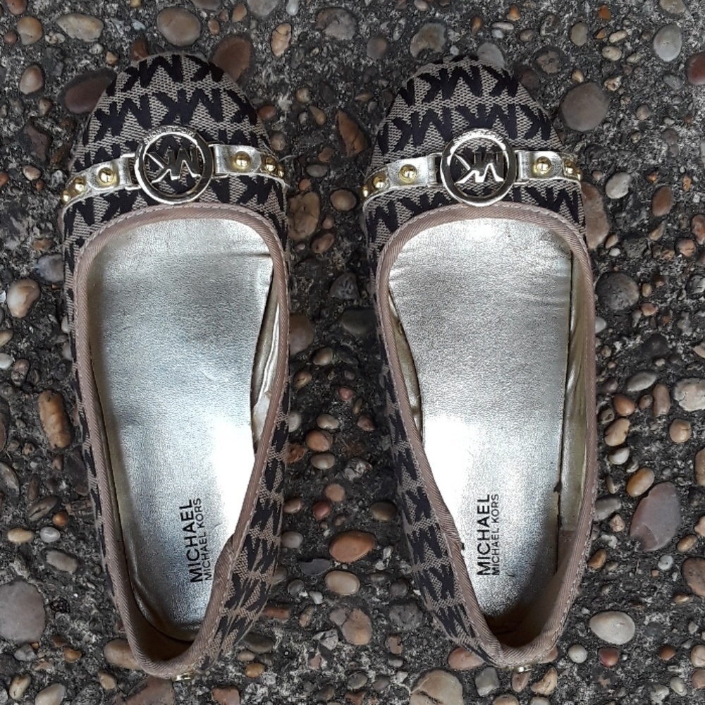 Mk kids flats